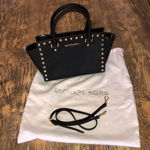 Michael Kors “Selma”